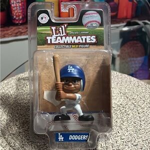 Lil' Teammates Dodgers Batter - Series 4 MLB official product BRAND NEW!!! RARE